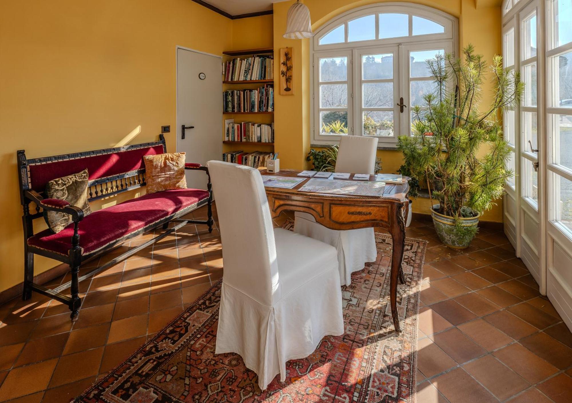 Villa La Meridiana Alba  Ngoại thất bức ảnh