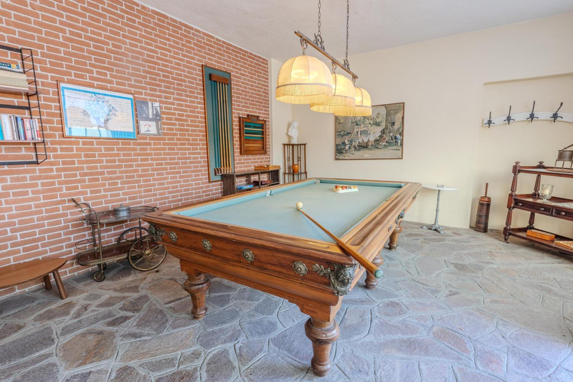 Villa La Meridiana Alba  Ngoại thất bức ảnh